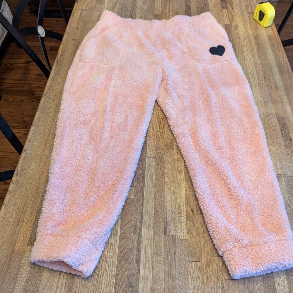 Fuzzy Pink Elastic Waistband and Ankle Pink Pants with Black Heart On Pocket